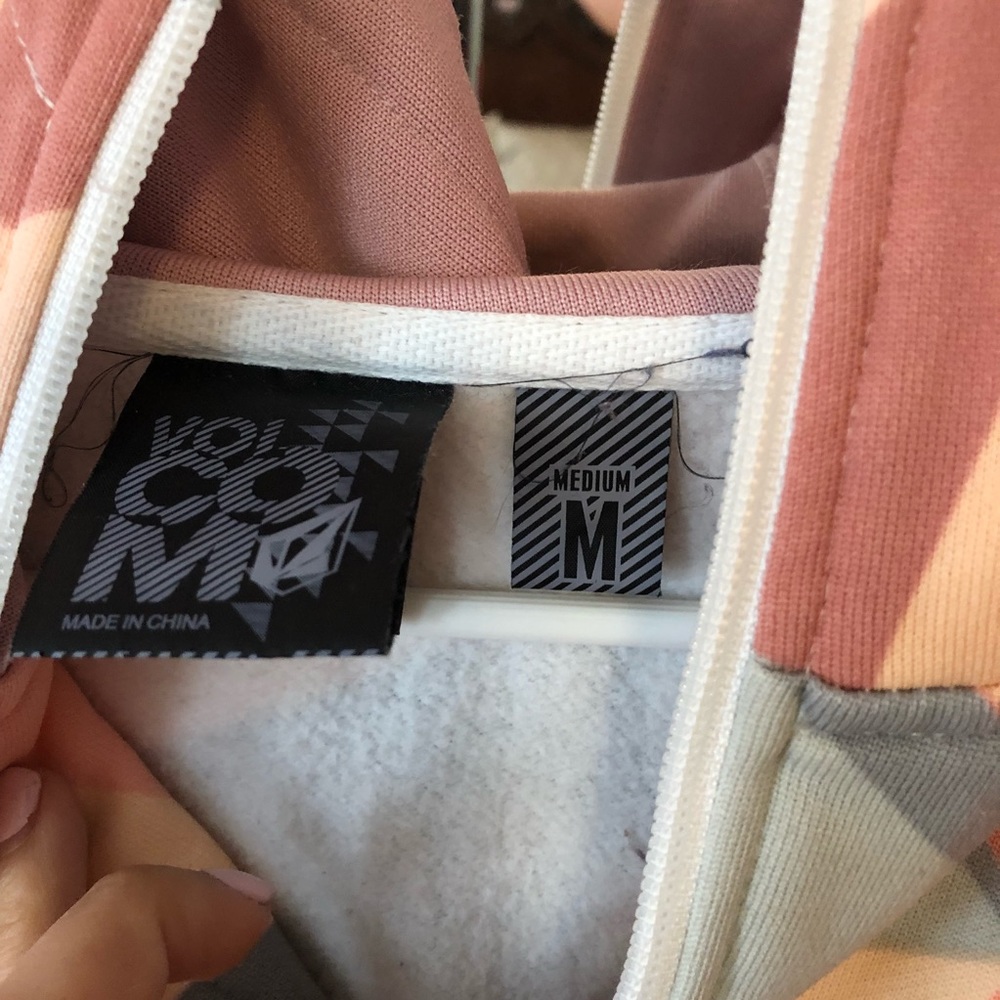 Volcom Jacket - image 3